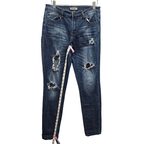 Refuge Distressed Skinny Jeans Medium Dark Wash Size 8 Blue Denim Ripped - Picture 12 of 15